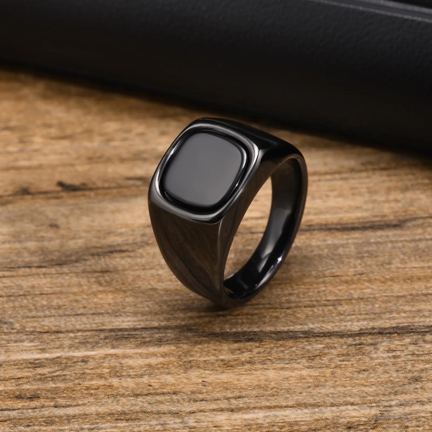 Anillo Square Black - Acero Inox.