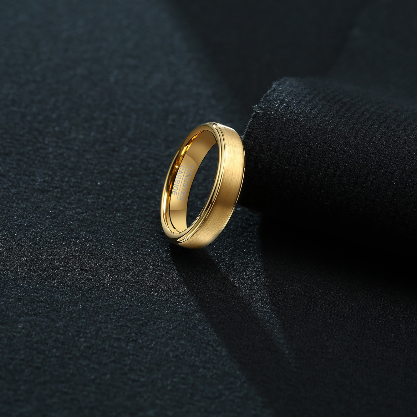 Anillo Gold Cap - Tungsteno