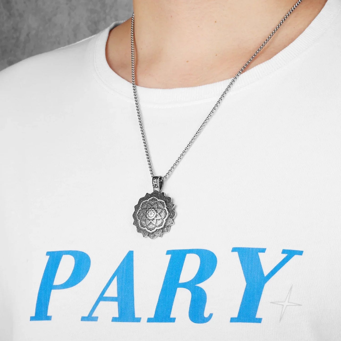 Collar Flor Mandala - Acero Inox.