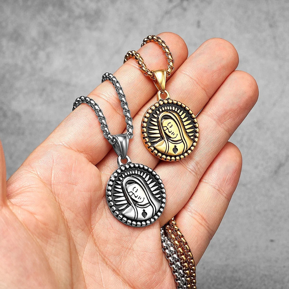 Collar Virgen Maria - Acero Inox.