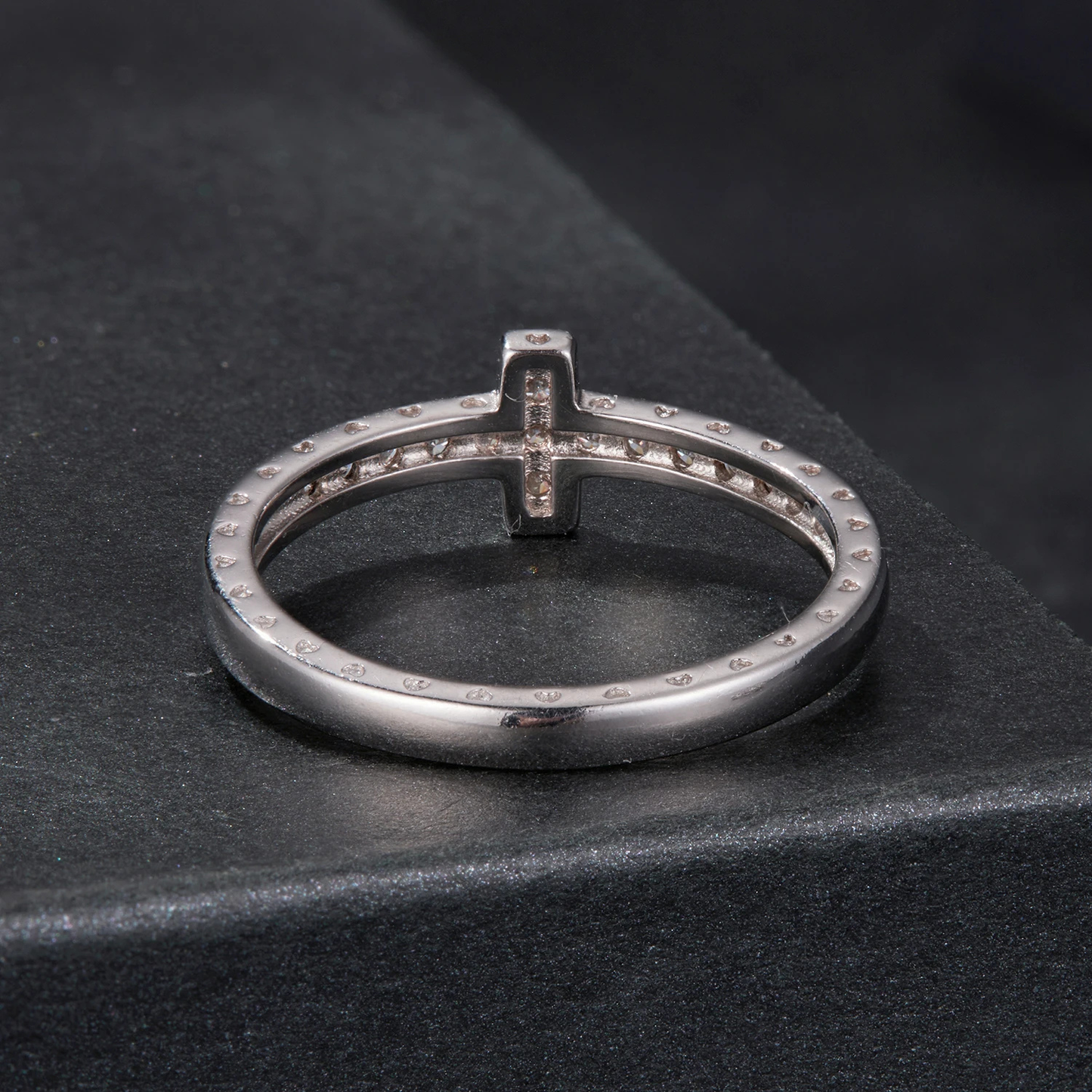 Anillo Cruz Moissanita - Plata .925