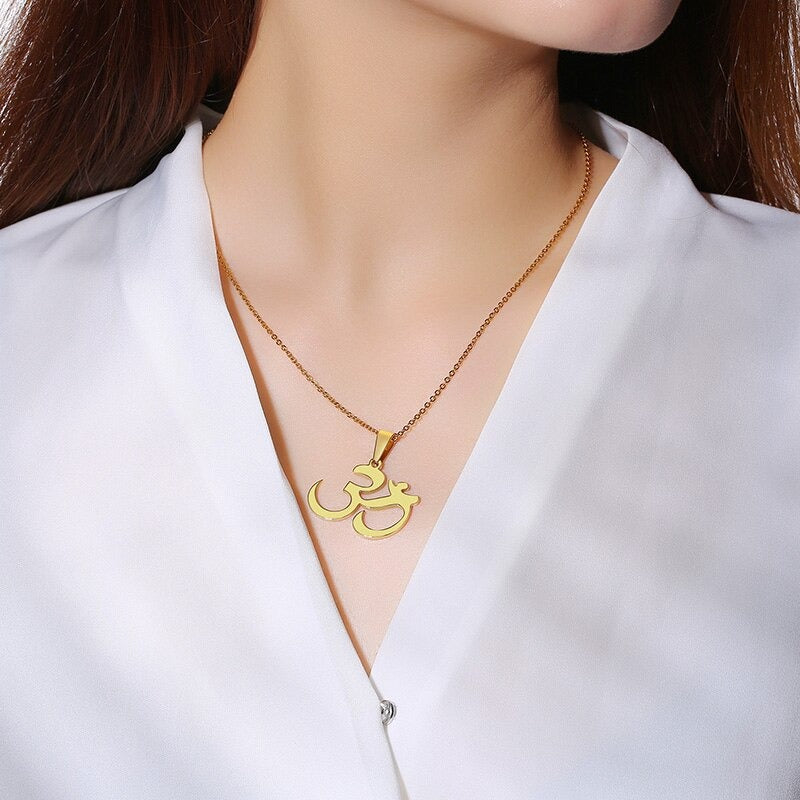 Collar Om - Acero Inox.