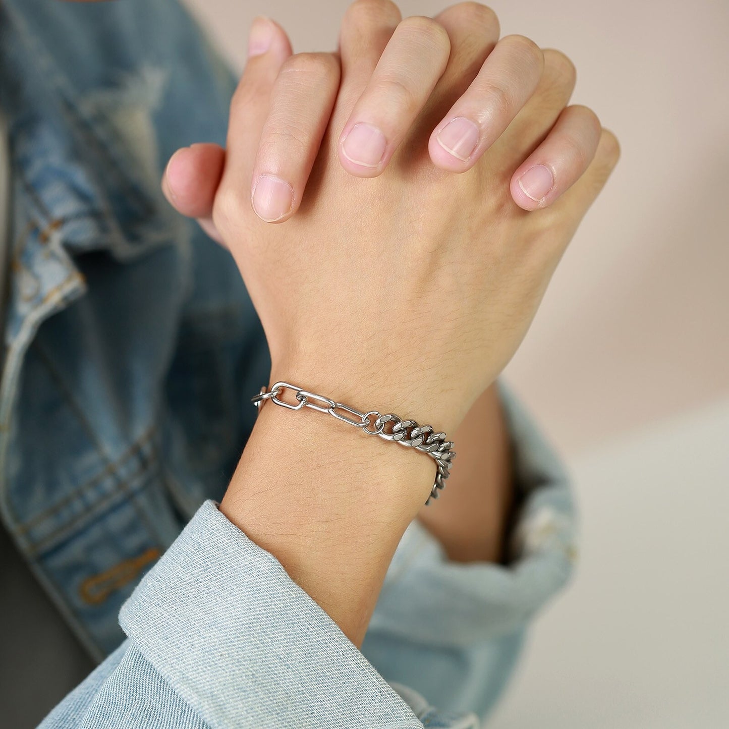 Pulsera Disturbance Modelo