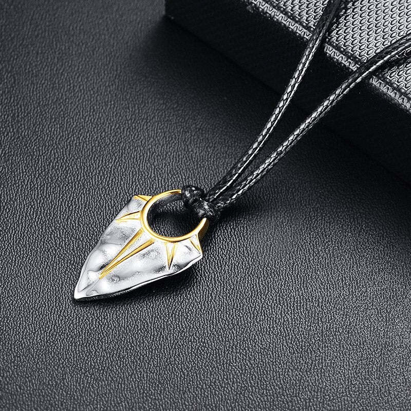 Collar Flecha Solar - Acero Inox.