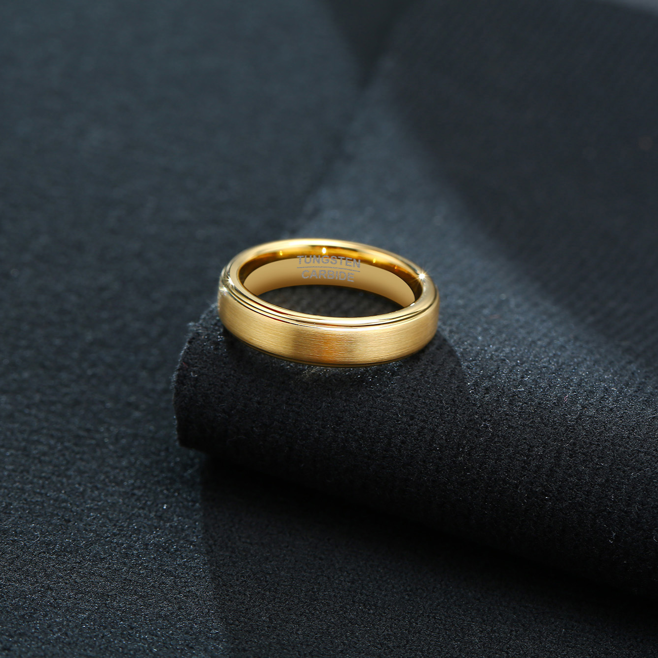 Anillo Gold Cap - Tungsteno